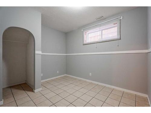 308 Taradale Drive Ne, Calgary, AB - Indoor Photo Showing Other Room