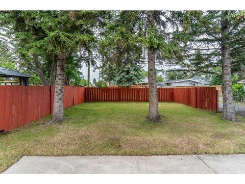 303 47 Street Se, Calgary, AB - Outdoor