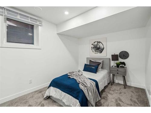 507 Cantrell Drive Sw, Calgary, AB - Indoor Photo Showing Bedroom