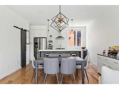 3016 Parkdale Boulevard Nw, Calgary, AB - Indoor Photo Showing Dining Room