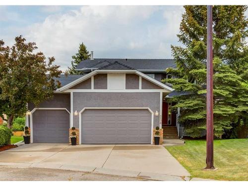 134 Scenic Park Crescent Nw, Calgary, AB - Outdoor With Facade