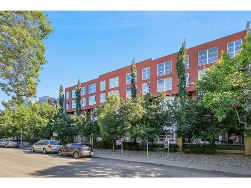 130-315 24 Avenue Sw, Calgary, AB - Outdoor With Facade