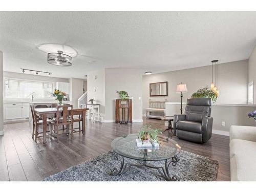 115 Prestwick Acres Lane Se, Calgary, AB - Indoor Photo Showing Living Room