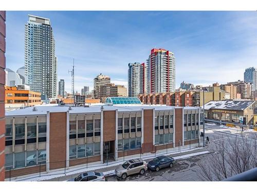 312-1053 10 Street Sw, Calgary, AB - Outdoor With Facade