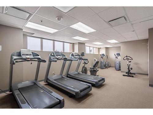 312-1053 10 Street Sw, Calgary, AB - Indoor Photo Showing Gym Room