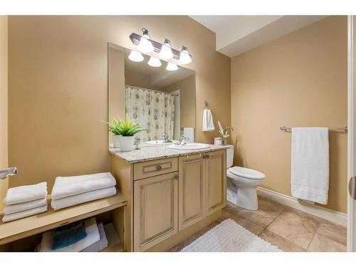 241 Elbow Ridge Haven, Rural Rocky View County, AB - Indoor Photo Showing Bathroom