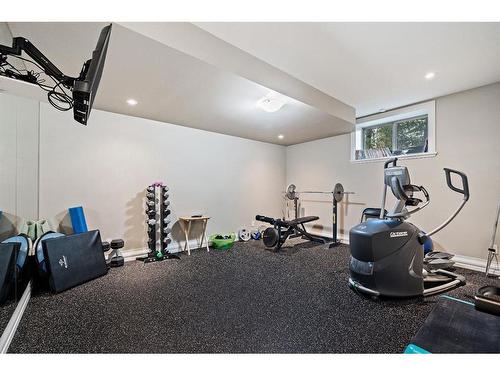 97 Posthill Drive Sw, Calgary, AB - Indoor Photo Showing Gym Room