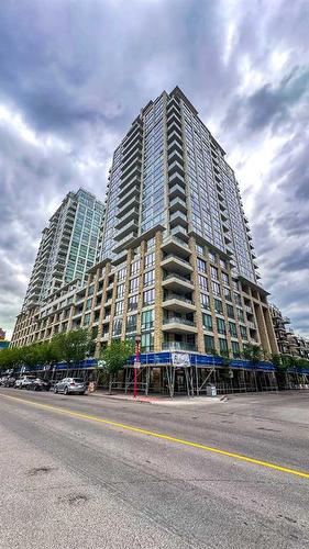 1227-222 Riverfront Avenue Sw, Calgary, AB - Outdoor With Facade
