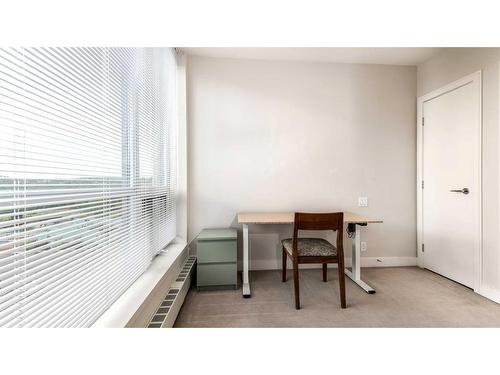 1227-222 Riverfront Avenue Sw, Calgary, AB - Indoor Photo Showing Other Room