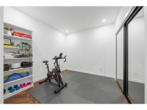 215-8505 Broadcast Avenue Sw, Calgary, AB - Indoor Photo Showing Gym Room