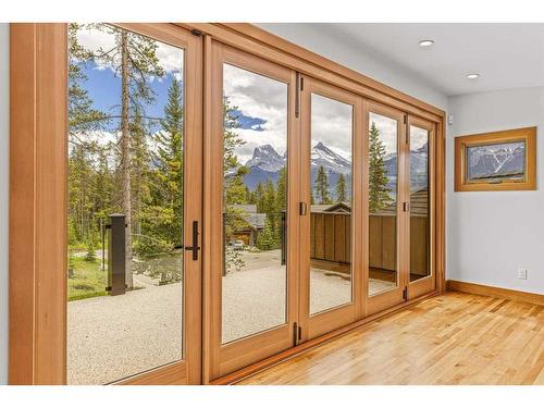 860 Silvertip Heights, Canmore, AB - Indoor Photo Showing Other Room