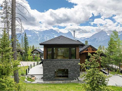 860 Silvertip Heights, Canmore, AB - Outdoor