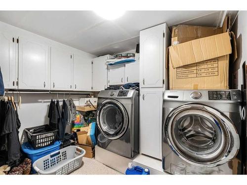 1320 56 Avenue Nw, Calgary, AB - Indoor Photo Showing Laundry Room