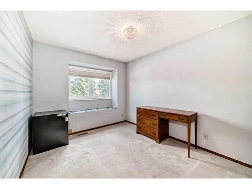 21 Sunhaven Link Se, Calgary, AB - Indoor Photo Showing Other Room