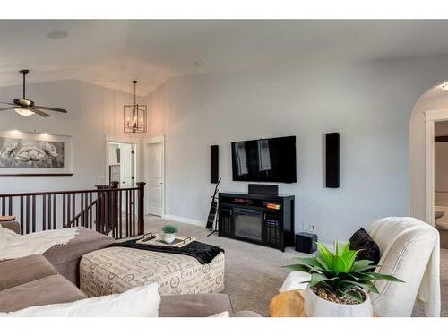 1177 Coopers Drive Sw, Airdrie, AB - Indoor Photo Showing Living Room