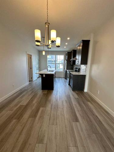 302 Alpine Avenue Sw, Calgary, AB - Indoor Photo Showing Kitchen