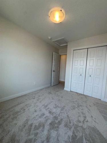 302 Alpine Avenue Sw, Calgary, AB - Indoor Photo Showing Bathroom