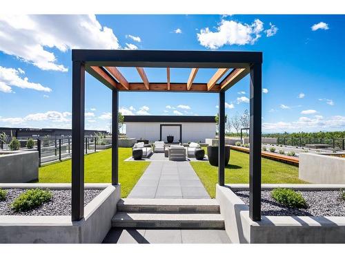205-835 78 Street Sw, Calgary, AB - Outdoor With View