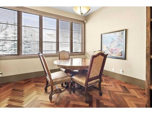 13-1359 69 Street Sw, Calgary, AB - Indoor Photo Showing Dining Room