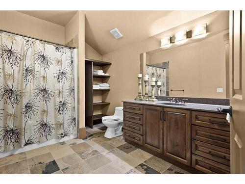 13-1359 69 Street Sw, Calgary, AB - Indoor Photo Showing Bathroom