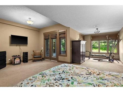 13-1359 69 Street Sw, Calgary, AB - Indoor Photo Showing Bedroom