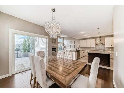 61 Evansview Manor Nw, Calgary, AB - Indoor Photo Showing Dining Room