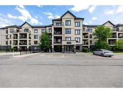 3202-310 McKenzie Towne Gate SE Calgary, AB T2Z 1J4