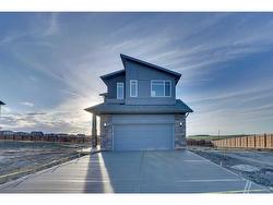 264 Calhoun Crescent NE Calgary, AB T3P 2G1