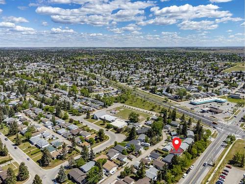 5208 8 Avenue Se, Calgary, AB - Outdoor With View