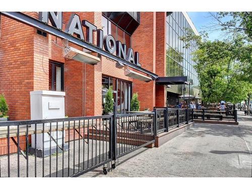 208-817 15 Avenue Sw, Calgary, AB - Outdoor With Exterior