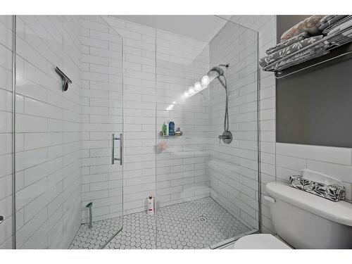 307-118 34 Street Nw, Calgary, AB - Indoor Photo Showing Bathroom