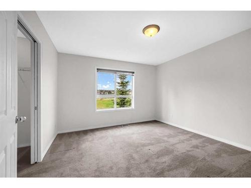 19 Kincora Heath Nw, Calgary, AB - Indoor Photo Showing Other Room