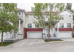 128 Country Village Cape NE Calgary, AB T3K 5K2