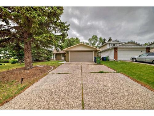 5576 Dalhart Hill Nw, Calgary, AB - Outdoor