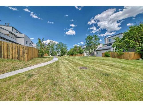 804-1540 29 Street Nw, Calgary, AB - Outdoor