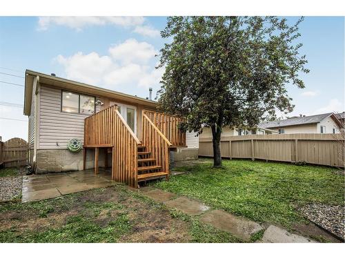 123 Falwood Way Ne, Calgary, AB - Outdoor