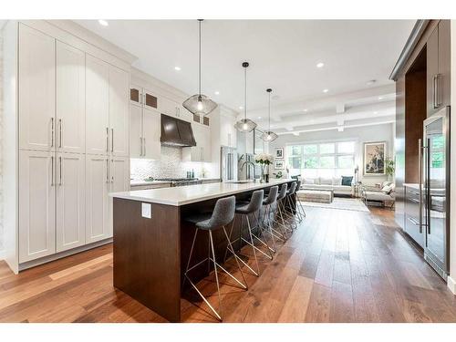 1220 Gladstone Road Nw, Calgary, AB - Indoor Photo Showing Kitchen With Upgraded Kitchen