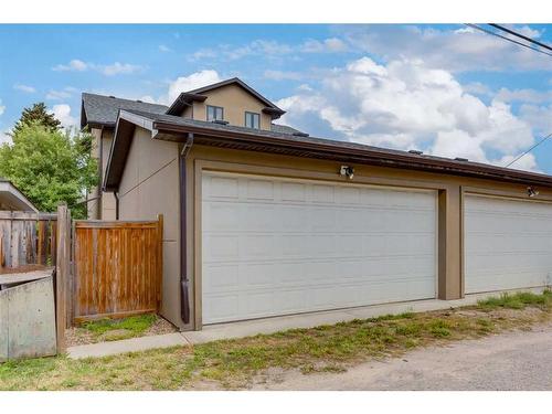2325 22 Avenue Sw, Calgary, AB - Outdoor With Exterior