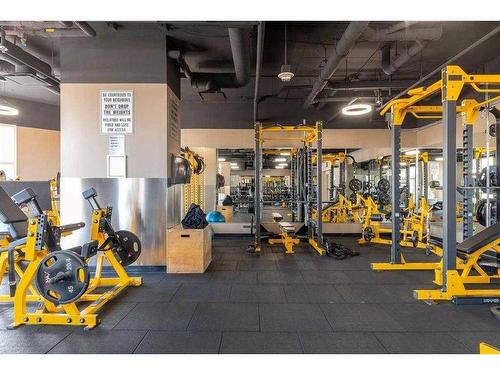 901-220 12 Avenue Se, Calgary, AB - Indoor Photo Showing Gym Room