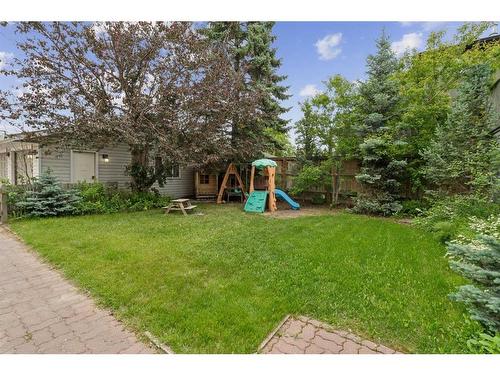 2044 51 Avenue Sw, Calgary, AB - Outdoor With Backyard