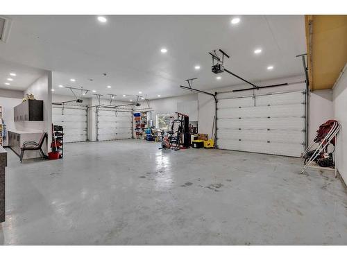 55 Marquis Meadows Place Se, Calgary, AB - Indoor Photo Showing Garage