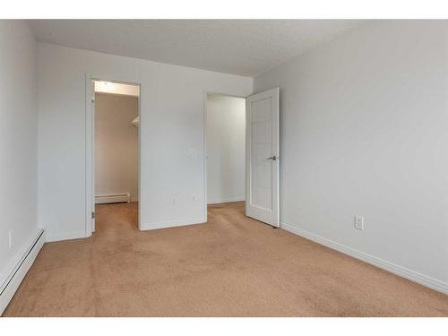 3216-13045 6 Street Sw, Calgary, AB - Indoor Photo Showing Other Room
