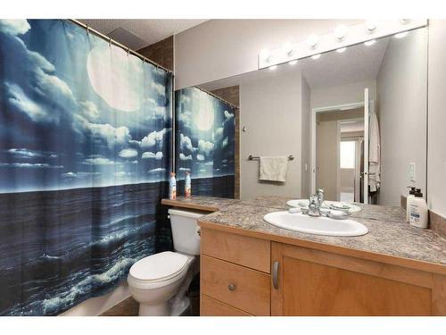 3216-13045 6 Street Sw, Calgary, AB - Indoor Photo Showing Bathroom