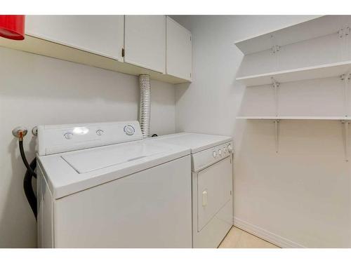 3216-13045 6 Street Sw, Calgary, AB - Indoor Photo Showing Laundry Room
