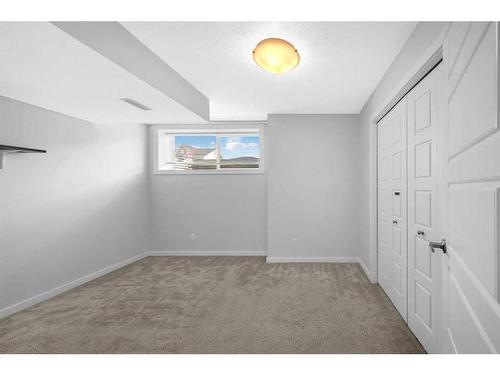 317-31 Red Embers Parade Ne, Calgary, AB - Indoor Photo Showing Other Room