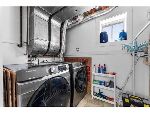 99 Castleridge Crescent Ne, Calgary, AB - Indoor Photo Showing Laundry Room
