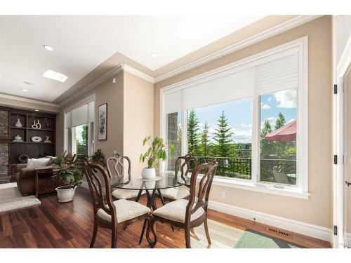 227 Aspen Ridge Place Sw, Calgary, AB - Indoor Photo Showing Dining Room