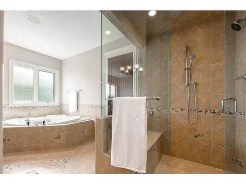 227 Aspen Ridge Place Sw, Calgary, AB - Indoor Photo Showing Bathroom