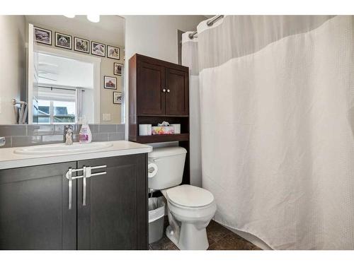 602 Cranford Mews Se, Calgary, AB - Indoor Photo Showing Bathroom