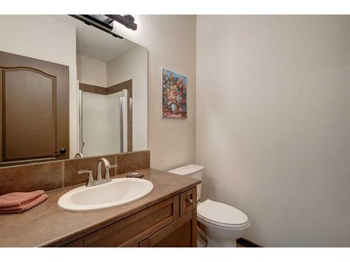 527-10 Discovery Ridge Close Sw, Calgary, AB - Indoor Photo Showing Bathroom